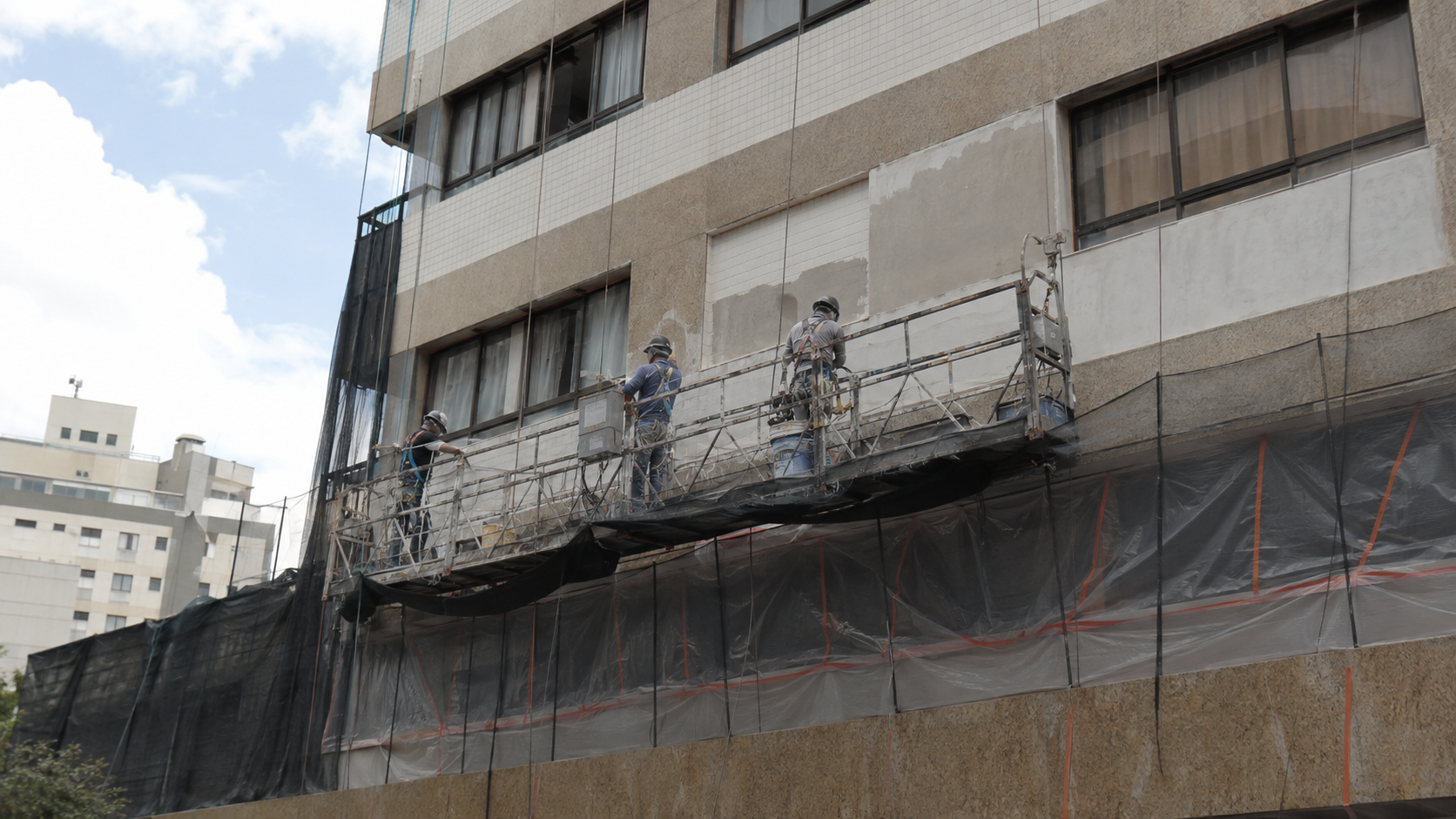 Reforma predial, fachadas e retrofit — execução 1